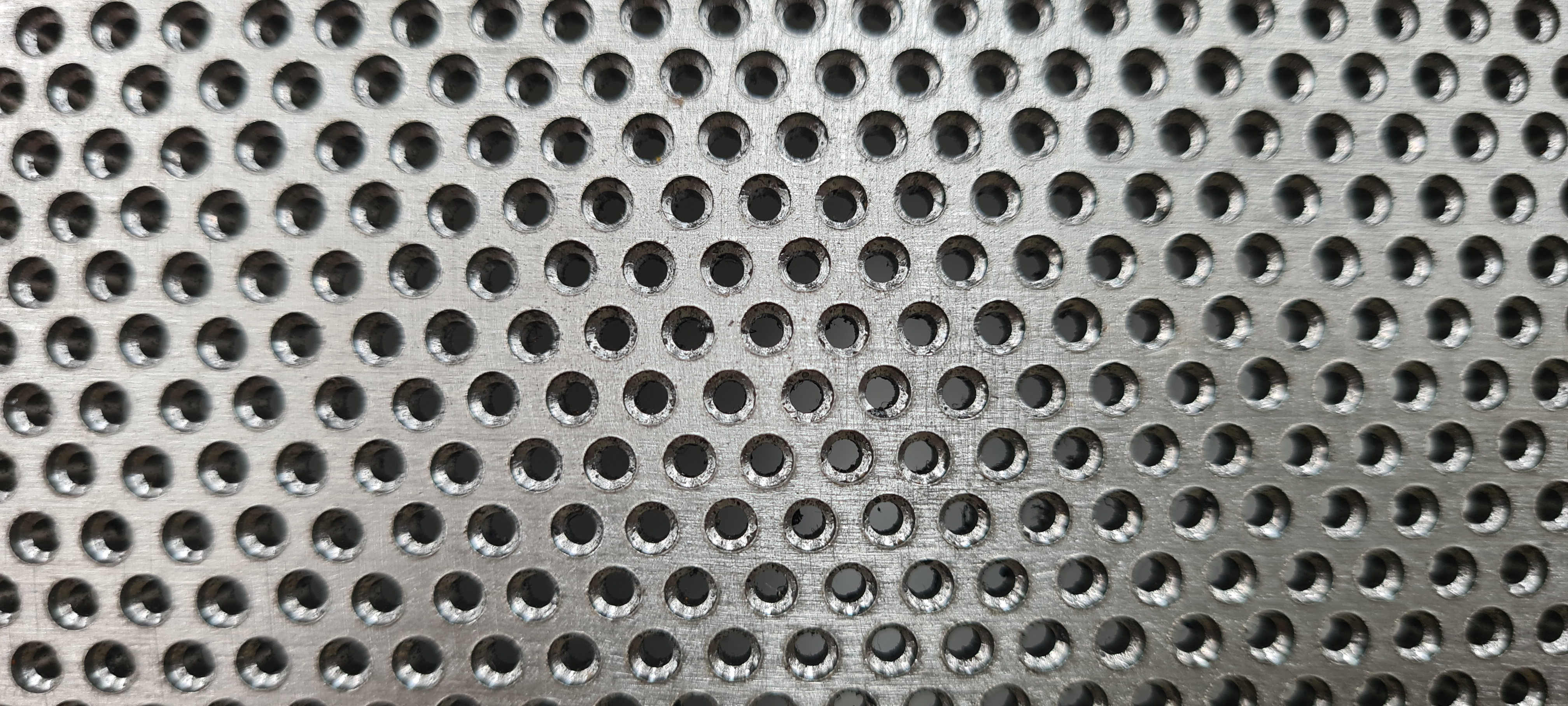 Bi-Cylindrical Screen